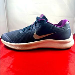 Nike Running Shoe Navy Blue and Purple